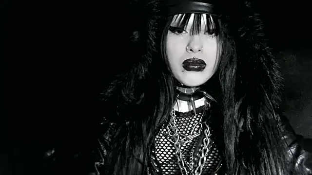 XXIOUX online show from March 20, 7:30 pm