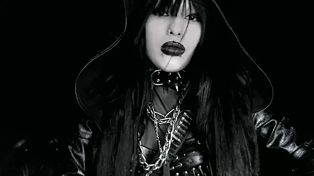 XXIOUX online show from March 22, 8:45 pm