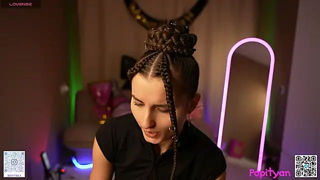 popityan1 online show from April 22, 8:06 am