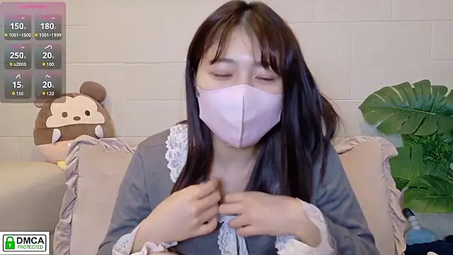 SUZU  online show from March 20, 1:27 pm