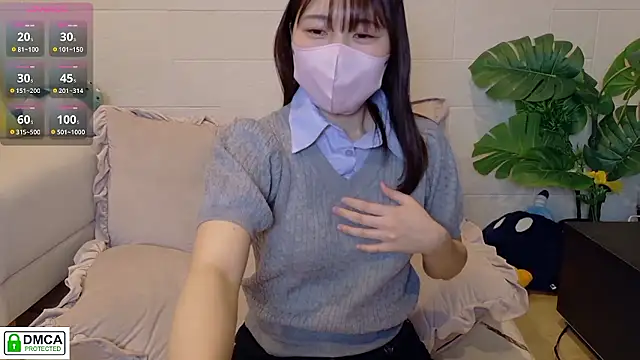 SUZU  online show from April 16, 10:05 am