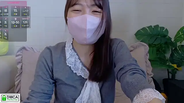 Snapshot of SUZU_ chatting on May 22, 4:08 am SUZU online show from May 22, 4:08 am