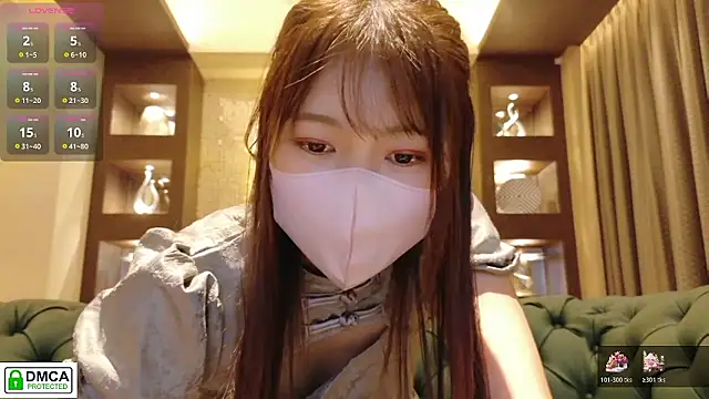 Snapshot of SUZU_ chatting on June 7, 12:09 pm SUZU online show from June 7, 12:09 pm