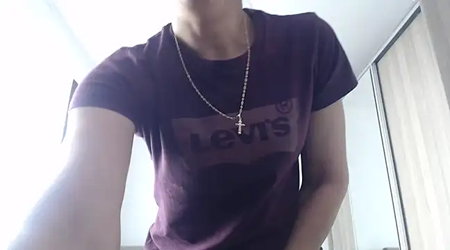 Snapshot of naughtymilfT chatting on March 8, 7:27 am naughtymilfT online show from March 8, 7:27 am