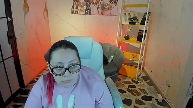 NiickyJones online show from November 6, 10:10 pm