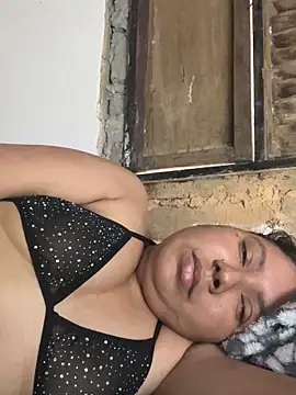 Dellyyymusic online show from April 12, 8:14 pm