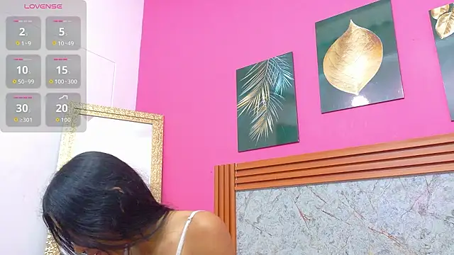 littlee emilyy  online show from March 16, 12:53 pm