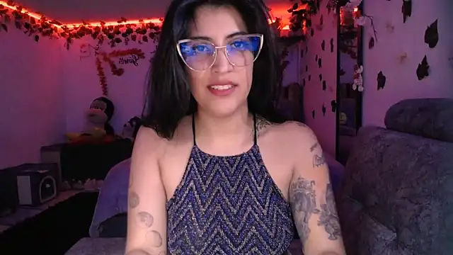 azahar  ziiz online show from January 16, 1:58 am