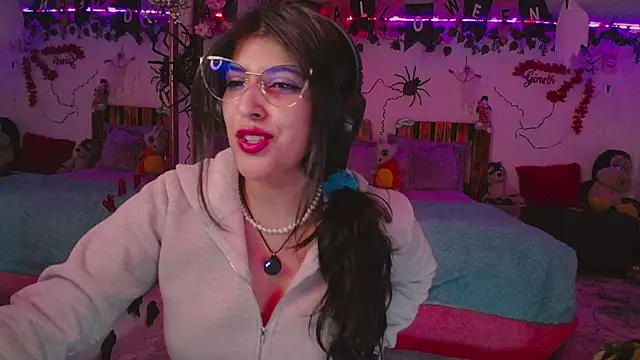 azahar  ziiz online show from October 7, 11:13 pm