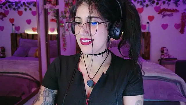 azahar  ziiz online show from March 23, 6:01 pm