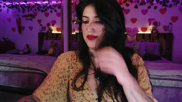 azahar  ziiz online show from April 26, 11:46 pm