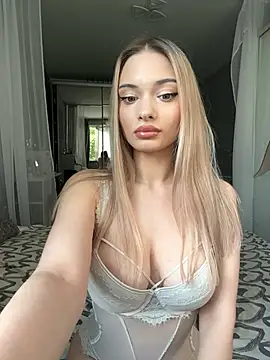 Snapshot of Sexy_Kot chatting on July 23, 3:54 pm Sexy Kot online show from July 23, 3:54 pm