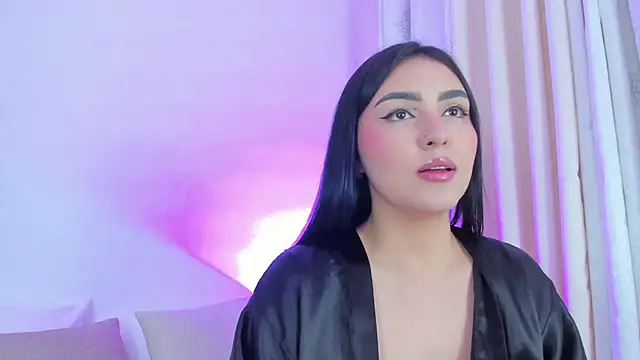 Snapshot of Abby__colins chatting on December 6, 11:14 pm Abby colins online show from December 6, 11:14 pm