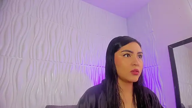 Snapshot of Abby__colins chatting on September 27, 4:45 pm Abby colins online show from September 27, 4:45 pm