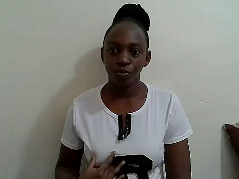 Snapshot of lizbela1 chatting on July 10, 9:34 am lizbela1 online show from July 10, 9:34 am