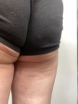 ft2022W online show from March 16, 6:55 pm