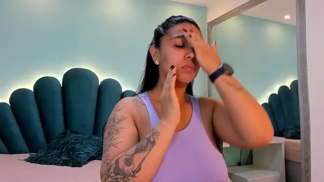 sharlott18 online show from November 30, 12:42 pm