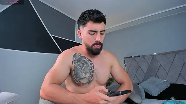 Markbrown online show from December 15, 12:29 am