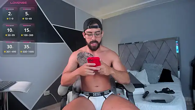 Markbrown online show from January 25, 6:35 pm