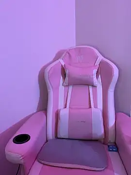 Felicia smok3 online show from April 14, 5:35 am