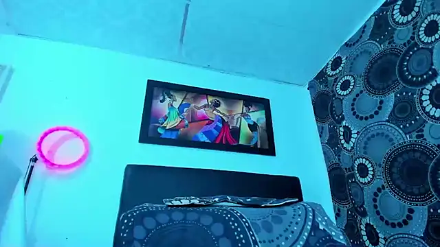 Snapshot of Jeymi-BigCock chatting on February 2, 10:30 pm Jeymi-BigCock online show from February 2, 10:30 pm