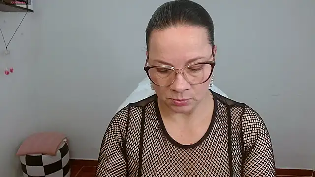 Snapshot of Sex-Psychology chatting on June 18, 8:46 pm Sex-Psychology online show from June 18, 8:46 pm