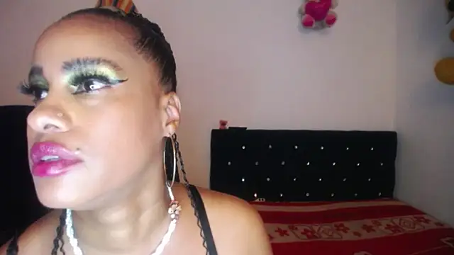 pamela guzmaan online show from February 19, 11:12 pm