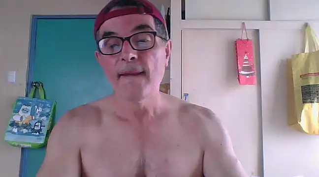 Snapshot of kavir-sebastien chatting on February 15, 4:56 pm kavir-sebastien online show from February 15, 4:56 pm