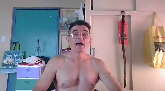 Snapshot of kavir-sebastien chatting on February 27, 8:09 pm kavir-sebastien online show from February 27, 8:09 pm