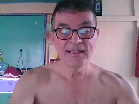 Snapshot of kavir-sebastien chatting on October 14, 2:07 pm kavir-sebastien online show from October 14, 2:07 pm