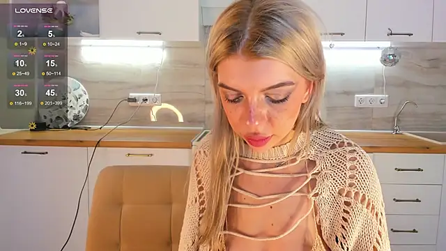 Ashley-Urban online show from December 13, 11:39 pm