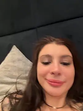 Ashley-Urban online show from January 14, 10:02 pm