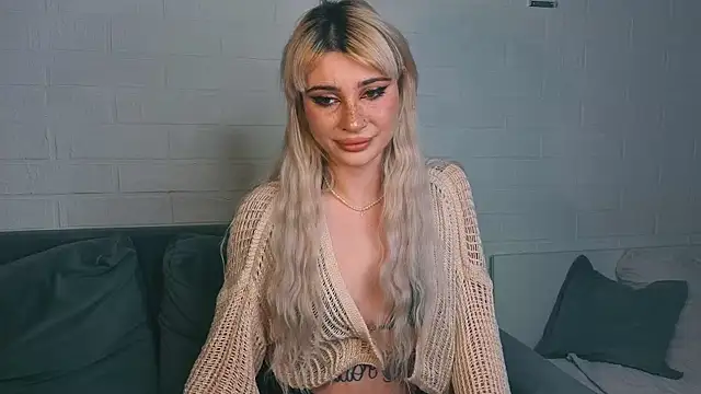 Ashley-Urban online show from April 2, 11:35 pm