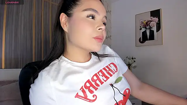 IsabellaAllen online show from September 11, 11:05 pm