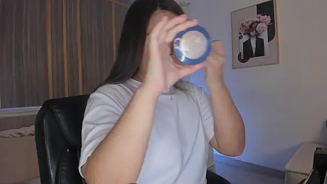 Snapshot of IsabellaAllen chatting on January 16, 11:53 pm IsabellaAllen online show from January 16, 11:53 pm