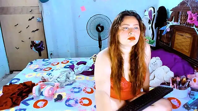 SofiaOlivares online show from April 22, 3:02 pm