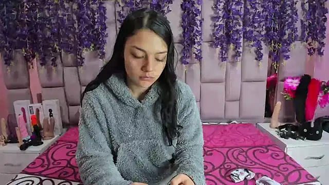 Snapshot of Bich_Anal_ chatting on January 20, 11:56 am Bich Anal online show from January 20, 11:56 am