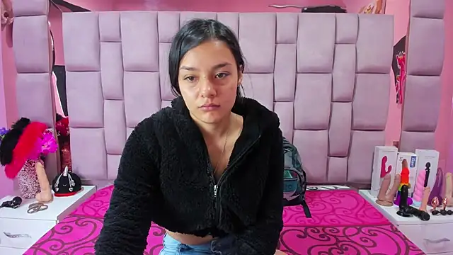 Snapshot of Bich_Anal_ chatting on February 25, 1:50 pm Bich Anal online show from February 25, 1:50 pm