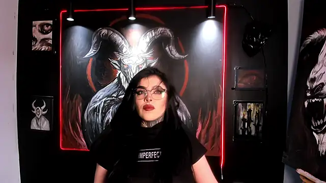 Snapshot of Rubyy-Rose1 chatting on June 29, 10:43 pm Rubyy-Rose1 online show from June 29, 10:43 pm