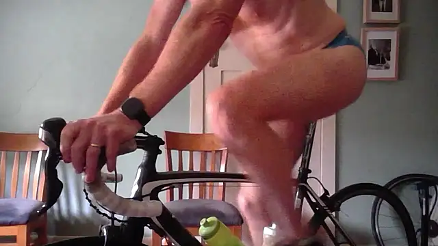 jiggy77777 online show from December 23, 11:17 pm