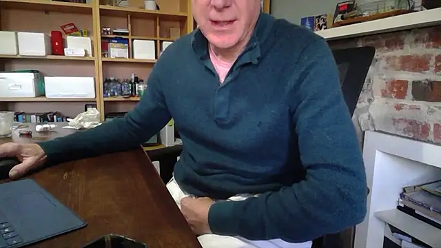 jiggy77777 online show from September 9, 11:15 pm