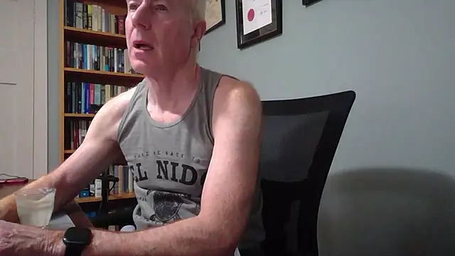 jiggy77777 online show from January 7, 9:39 pm