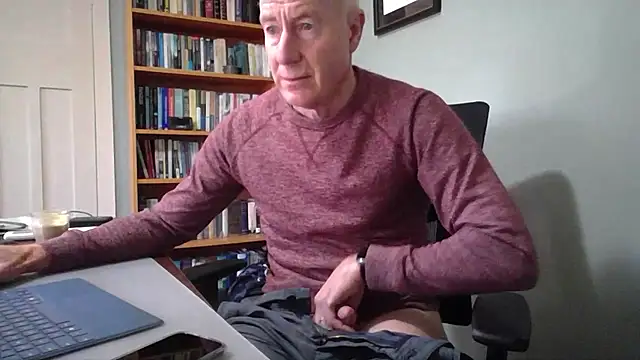 jiggy77777 online show from February 1, 10:41 pm