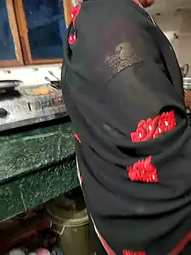 COUPLLE VILLAGE online show from March 8, 4:01 am