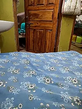 COUPLLE VILLAGE online show from February 3, 3:59 am