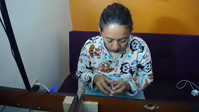 Snapshot of daleska_ayala_1 chatting on December 24, 12:22 pm daleska ayala 1 online show from December 24, 12:22 pm