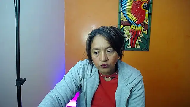 Snapshot of daleska_ayala_1 chatting on December 25, 2:13 pm daleska ayala 1 online show from December 25, 2:13 pm