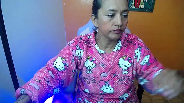Snapshot of daleska_ayala_1 chatting on January 21, 11:24 pm daleska ayala 1 online show from January 21, 11:24 pm