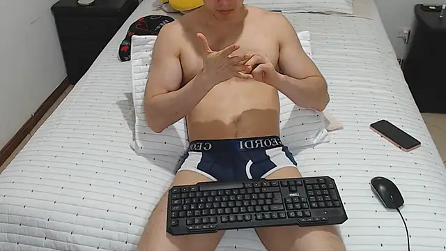 Snapshot of JahsHot chatting on December 24, 2:54 am JahsHot online show from December 24, 2:54 am