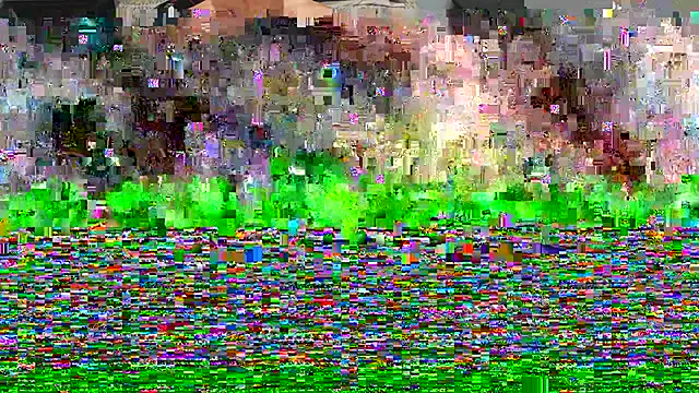 Snapshot of JahsHot chatting on December 4, 8:06 pm JahsHot online show from December 4, 8:06 pm